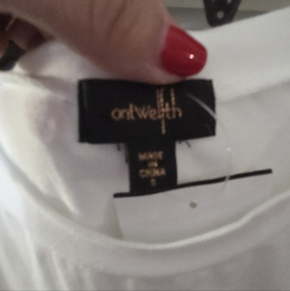 Chaps White Tee with Blue Fashion Lady Graphic - Picture 3 of 5